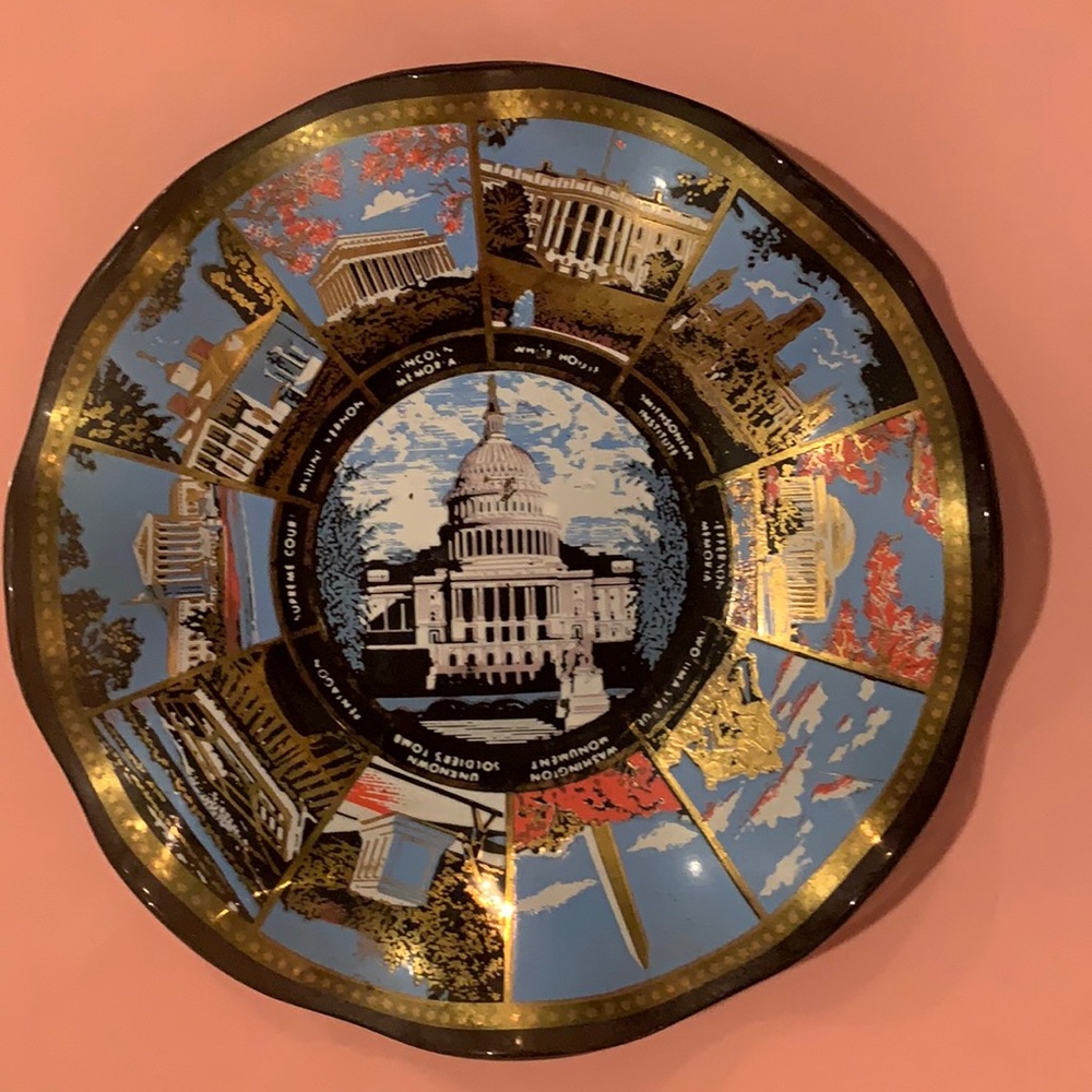 1960s vintage souvenir plate of national monuments